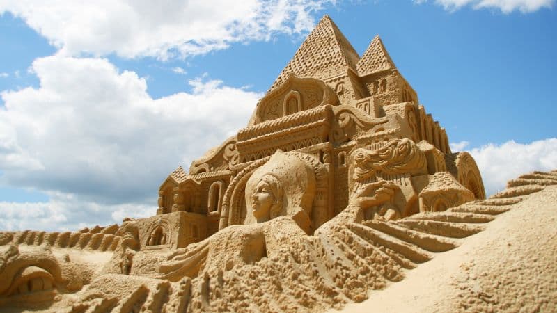 How to Build the Ultimate Sandcastle: Tips and Tricks